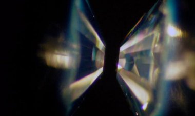 Is this the superconductor of scientists’ dreams? A new claim faces scrutiny
