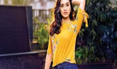 Watch: Shraddha Kapoor rigorous workout sessions for Tu Jhoothi Main Makkaar!