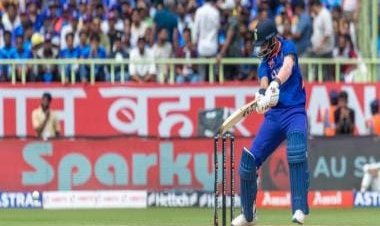 'Need some masala to remain active': Gambhir takes dig at Venkatesh Prasad for KL Rahul criticism