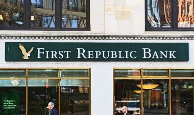First Republic Stock Plunges On S&P Downgrade, Regional Bank Crisis Pressures