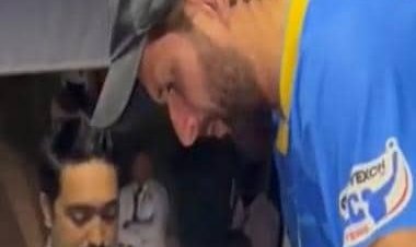 Watch: Shahid Afridi signs autograph on Indian flag for fan; video goes viral