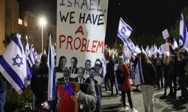 Israel in 'greater danger' than at any time since Yom Kippur war, says former PM Naftali Bennett