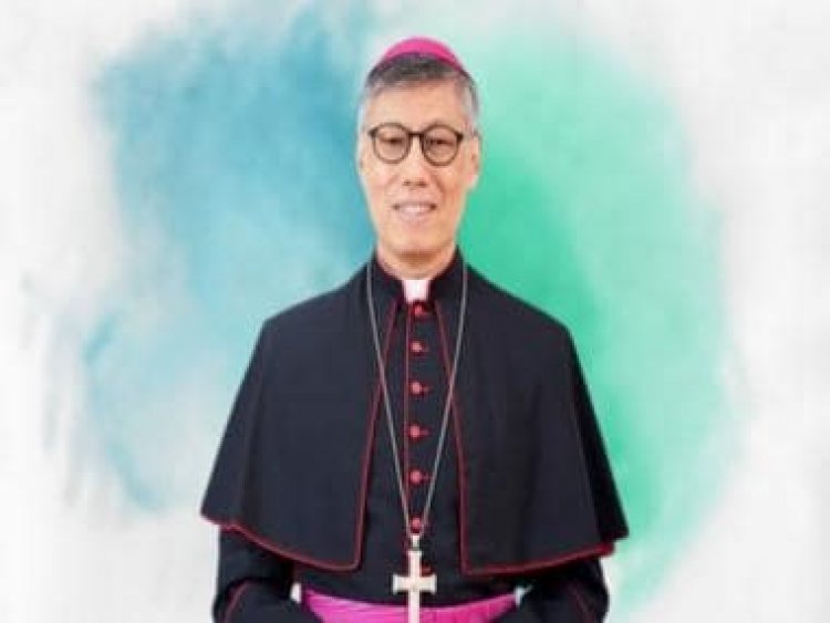 Hong Kong's top Catholic cleric Bishop Stephen Chow to visit Beijing in first trip in 3 decades