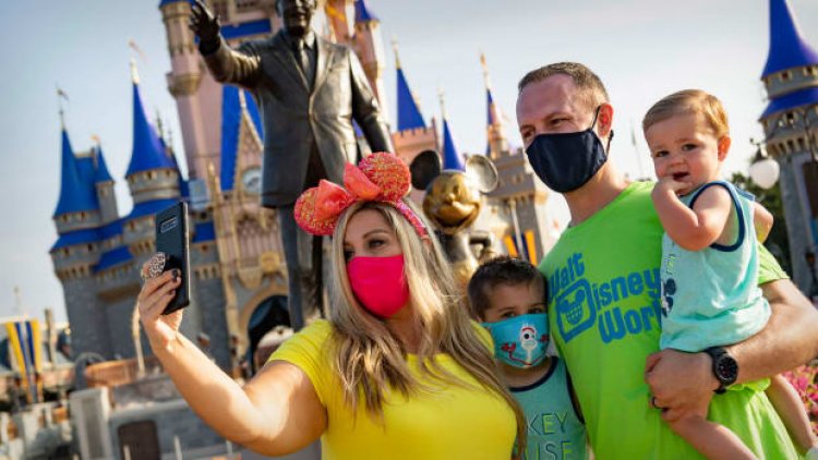 Here's the End Date For Disney World Really Unpopular Requirement