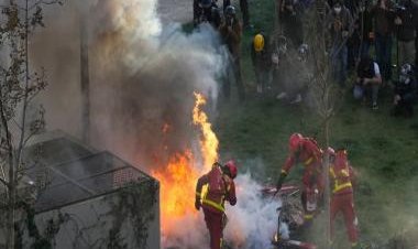 Protesters torch 'La Rotunde', French President Macron's favourite restaurant