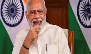 Kerala: PM Narendra Modi holds roadshow in Kochi; receives rousing welcome