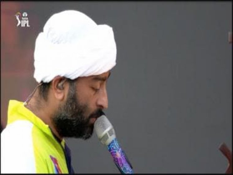 IPL 2023: Arijit Singh bows down to touch MS Dhoni's feet during opening ceremony; gesture wins the internet