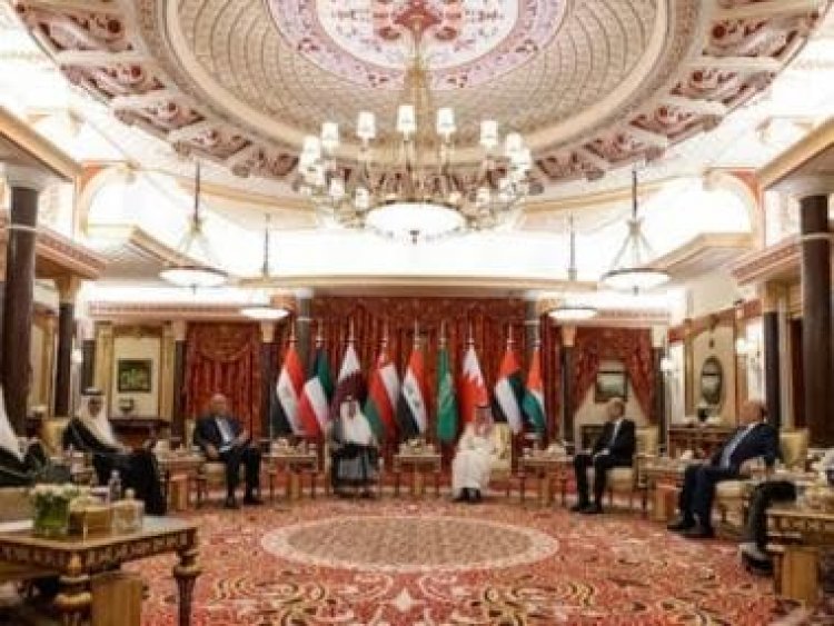 Arab diplomats in Riyadh call for 'leadership role' in solution to Syria crisis