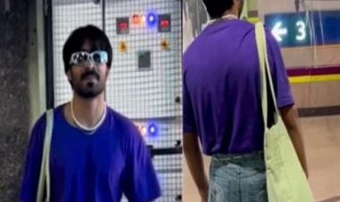 Delhi men wear skirts in metro, internet calls them 'coolest boys'