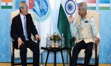 EAM Jaishankar holds dialogue with SCO Secretary General during Goa meet