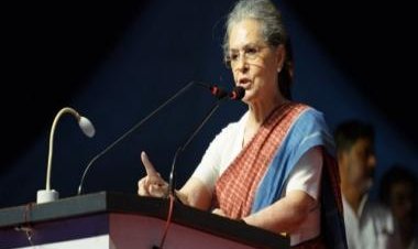 Karnataka Election 2023 LIVE: BJP moves EC against Sonia Gandhi's 'sovereignty' remark, demands strict action