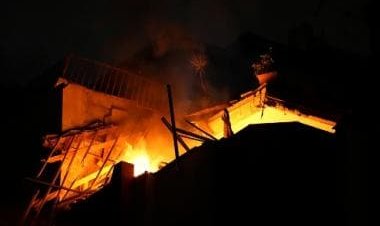 Top militants among 12 killed as Israeli jets hit Islamic Jihad targets in Gaza Strip