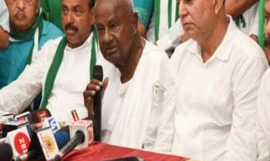Karnataka Polls 2023: Fearing defection, Deve Gowda personally reaches out to winnable JD(S) candidates