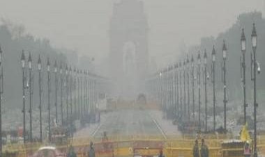Weather Update: Air quality, visibility drop as winds raising dust sweep Delhi