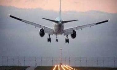 Passenger detained for smoking in aircraft lavatory