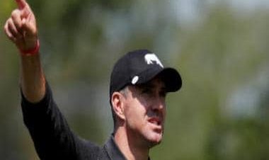 Kevin Pietersen posts video evidence against MS Dhoni's 'you were my first Test wicket' claim