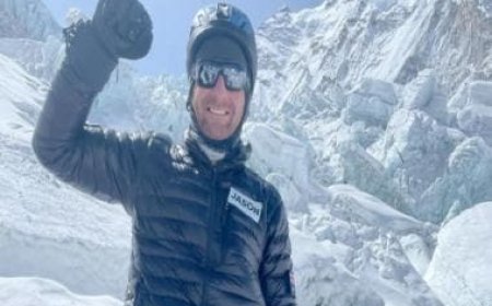 Australian man dies just after reaching summit of Mount Everest, in what climbers call the ‘death zone’