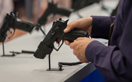 This New Rideshare Company Is Packing Heat and Drawing Customers