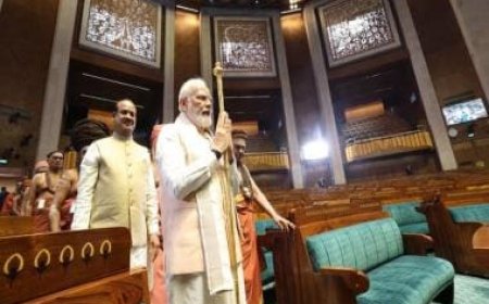 'India mother of democracy, new Parliament will witness rise of Atmanirbhar Bharat,' says PM Modi