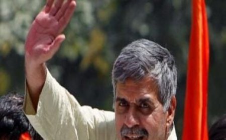 'Delhi CM Arvind Kejriwal knows if he doesn't get control of vigilance department, he will be sent to jail for 8-10 yrs'