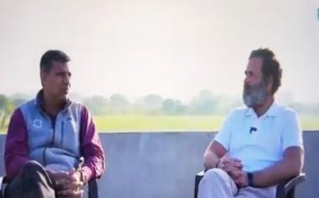 Why Twitter is making fun of ex-RBI guv Raghuram Rajan and Rahul Gandhi?