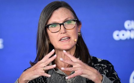 Cathie Wood Buys Millions Worth of One Surging Tech Stock