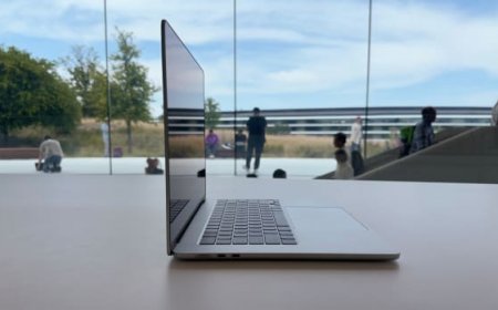 Hands-On: Apple's 15-inch MacBook Air Merges Power, Portability, and a Big Screen