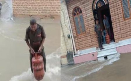 Man keeps up gas cylinder deliveries during Cyclone Biparjoy; gets praise from Minister Hardeep Singh Puri