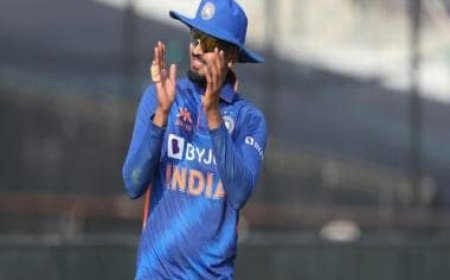 Shreyas Iyer could miss Asia Cup 2023, 'his back is still giving him trouble': Report