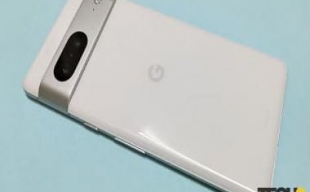 Best phones under Rs 60,000 (June 2023): OnePlus 11 5G, Google Pixel 7 to iQOO 11 5G