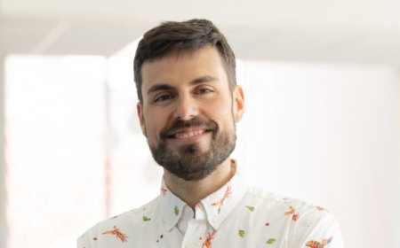 Julian Muñoz has a ‘ruler’ that could size up the early universe