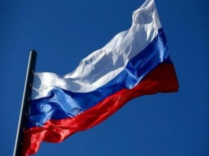 Russian warships 'rescue' 68 passengers from boat in Mediterranean