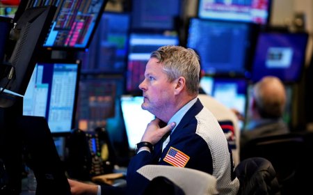 Stocks Mixed, Jobs Data, Fed In Focus, Tesla Record, Bank Dividend Boosts, Twitter Limits - 5 Things To Know