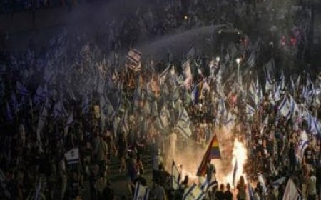 Why Tel Aviv police chief’s resignation led to protests across Israel