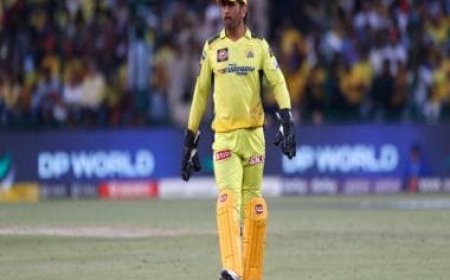 MS Dhoni's Birthday Gift: Fans build 'tallest' cut-out ever to show love