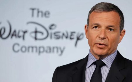 Disney Higher As Board Extends Contract of CEO Bob Iger Until 2026