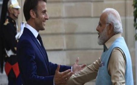 French President Macron welcomes PM Modi in Paris, tweets in Hindi