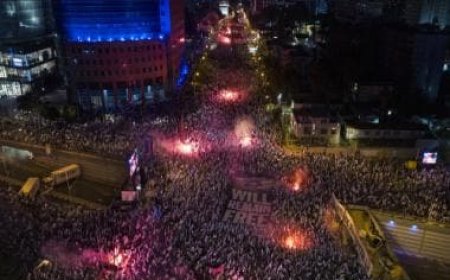 Israelis continue protests as judicial reform advances