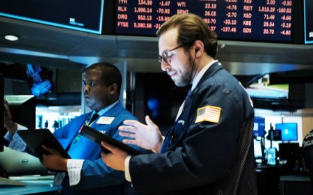 Stocks Edge Lower, Earnings Week, Tesla, Microsoft United Airlines