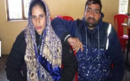 J&amp;K woman cuckolds 12 men for 'mehr' money