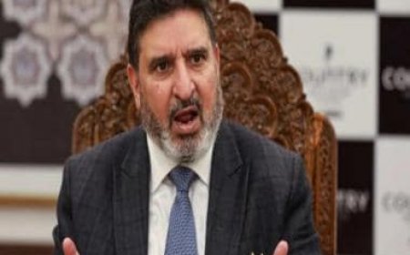 'Neither with Opposition nor with BJP': J&amp;K's Apni Party chief Altaf Bukhari