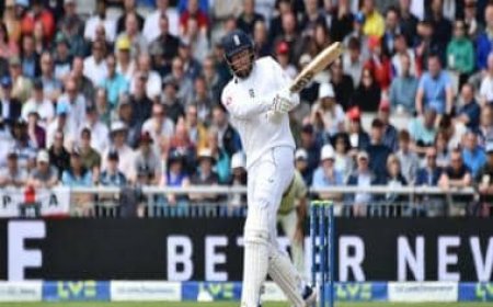 Ashes 2023: England deliver double near-knockout punches on Australia in fourth Test
