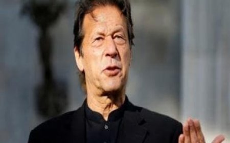Toshakhana case: Pakistan Supreme Court rejects Imran Khan’s plea seeking suspension of arrest warrants