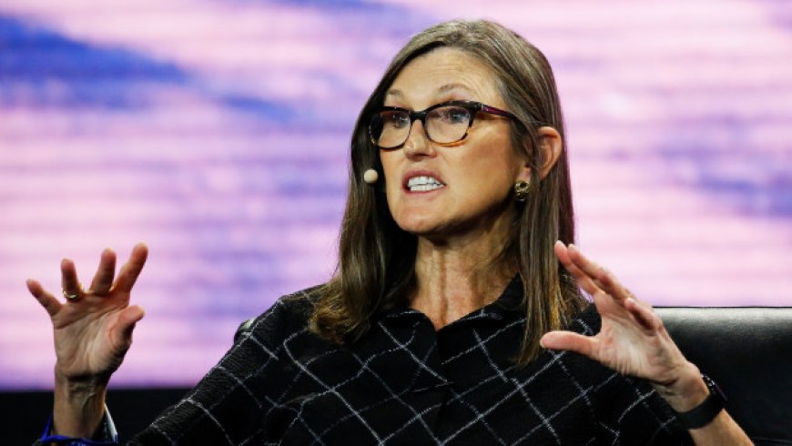 Cathie Wood’s ARK Innovation ETF Gets A Surprising Price Target