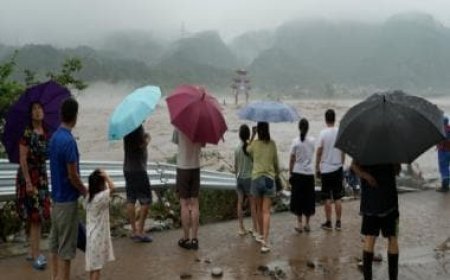 20 dead, 27 missing in floods surrounding Beijing, thousands evacuated after record rain