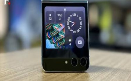 Samsung Galaxy Flip 5 First Impressions: Familiar, yet different thanks to some major upgrades