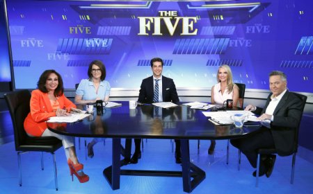 This cable news channel is crushing prime-time ratings (another is struggling)