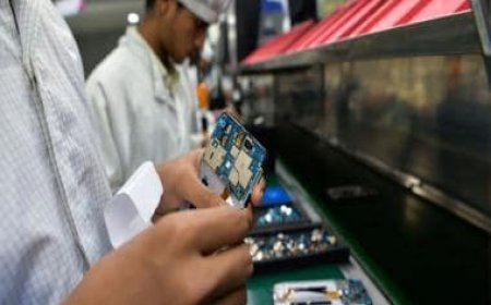 60,000 Jobs: Smartphone makers in India to hire record number of people in next 6-12 months