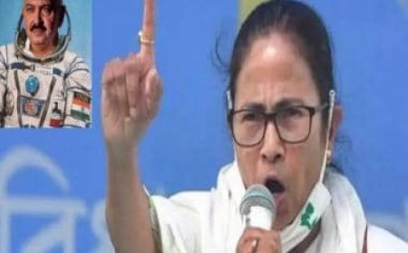 'Khatta Meetha': When Mamata Banerjee recalled Indira Gandhi sending filmmaker Rakesh Roshan in space