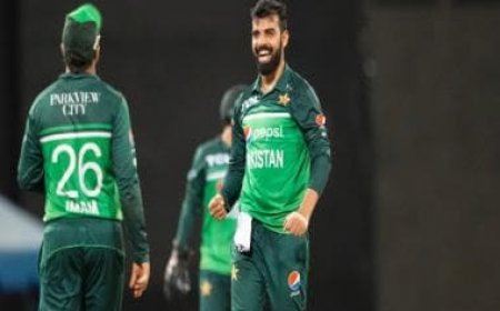 Shadab Khan responds after Ajit Agarkar claims Virat Kohli will be able to handle Pakistan attack in Asia Cup